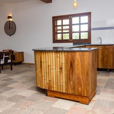 Hotel Otsunami Lomé Eksteriør billede