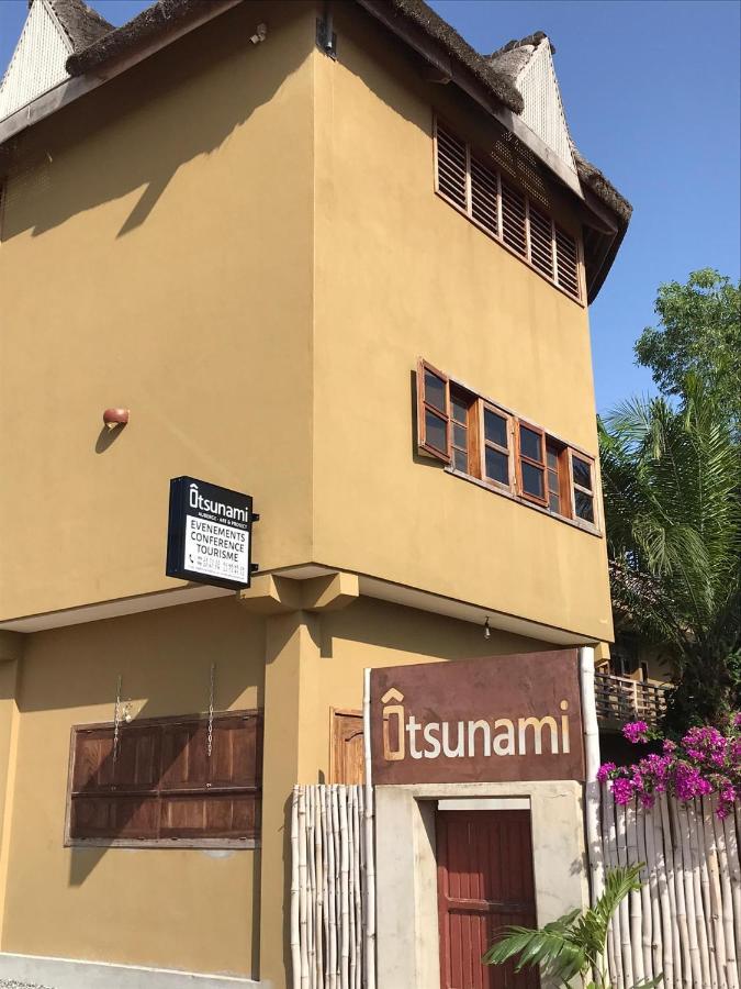 Hotel Otsunami Lomé Eksteriør billede