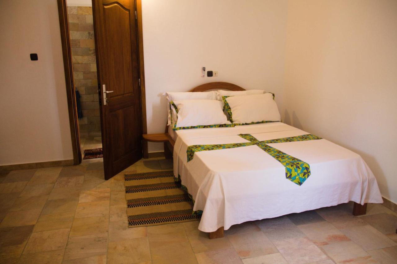 Hotel Otsunami Lomé Eksteriør billede